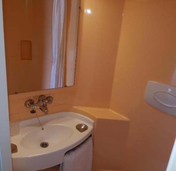 Standart Oda, Premiere Classe Amiens Est Glisy