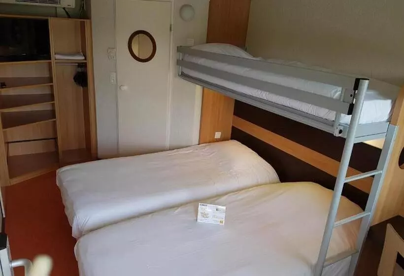 Standard Kolmen Hengen Huone, Premiere Classe Amiens Est Glisy