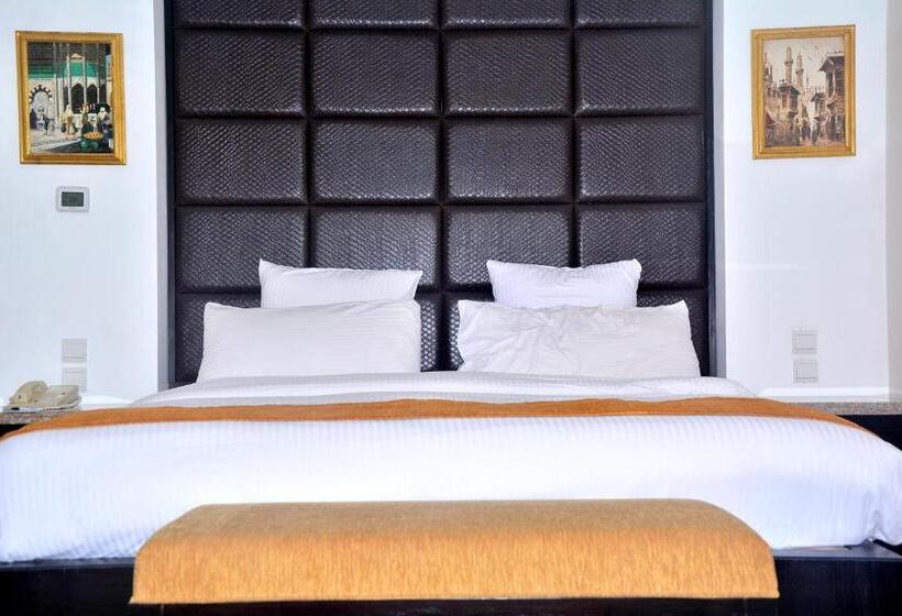 سوییت جونیور, Royal Montecarlo Sharm Resort & Spa