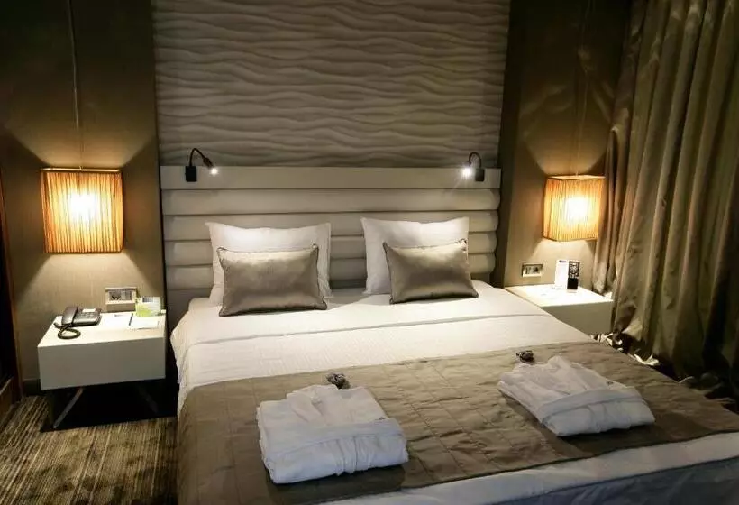 Suite, Rys