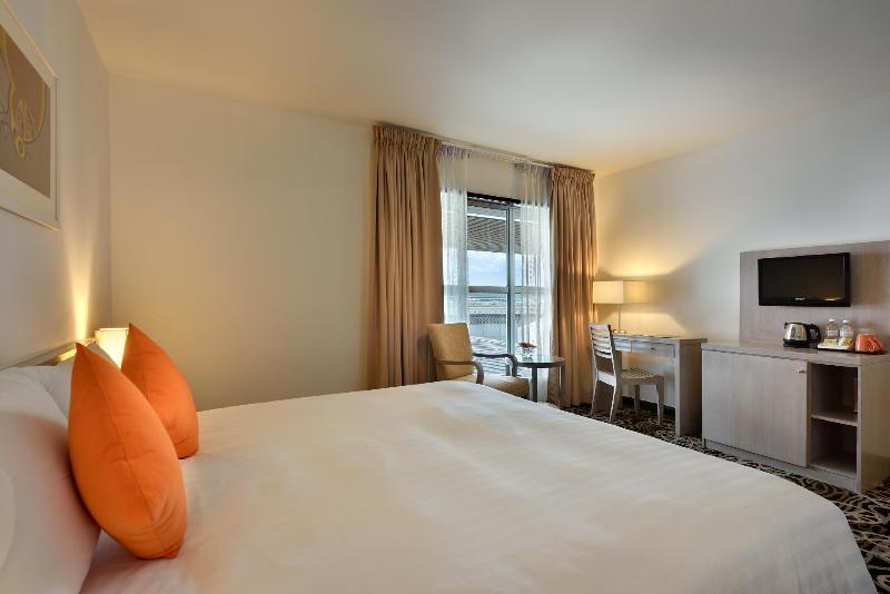 Quarto Superior, Sama Sama Express Klia Terminal 1   Airside Transit