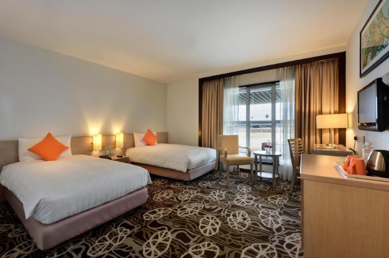 Quarto Superior, Sama Sama Express Klia Terminal 1   Airside Transit