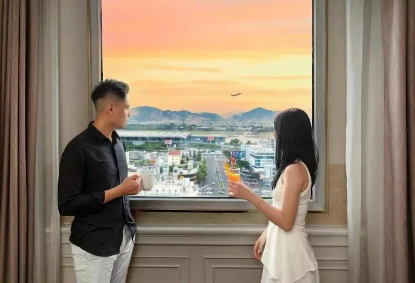 اتاق استاندارد با تخت بزرگ, Samdi Da Nang Central
