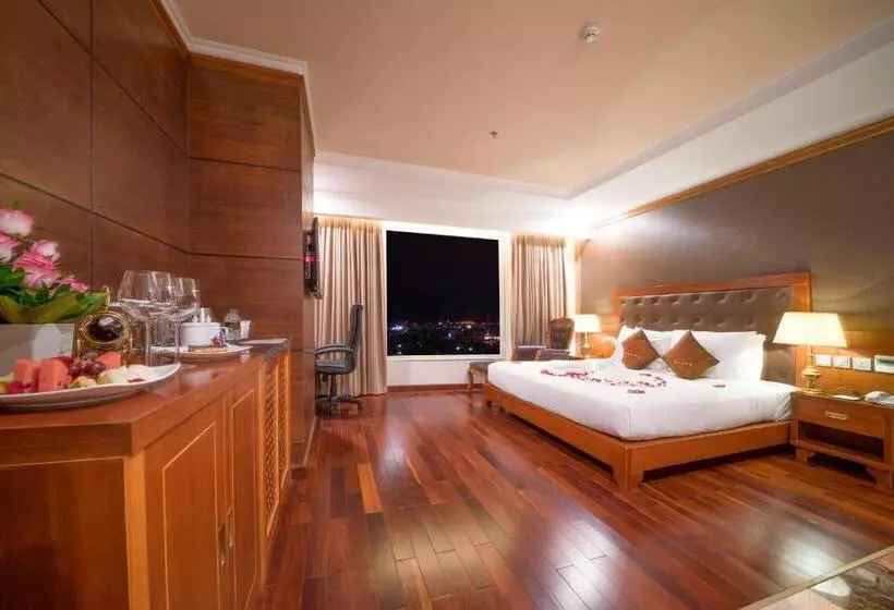 اتاق استاندارد با تخت بزرگ, Samdi Da Nang Central