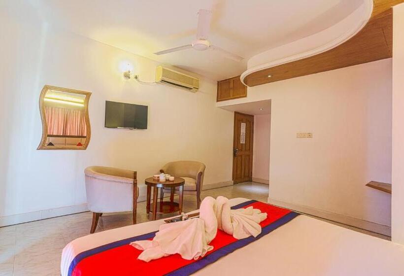 اتاق لوکس با چشمانداز دریا, Sea Crown