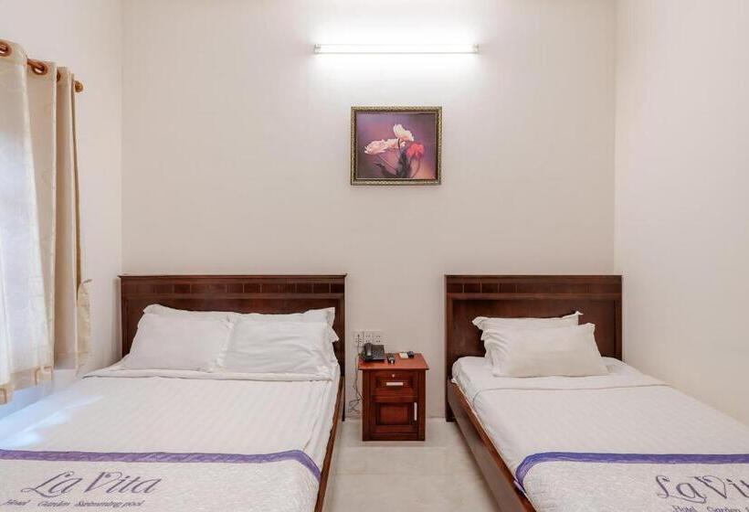 اتاق سوپریور سه تخته, Suncosy Central