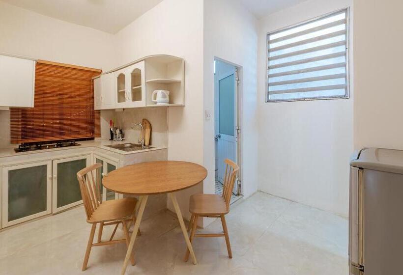 3 Bedroom Suite, Suncosy Central