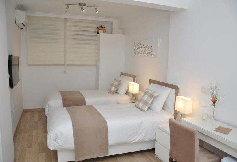 اتاق لوکس, The Print House