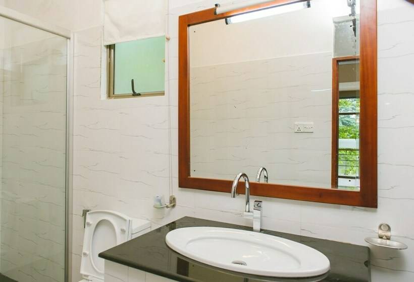 Superior room with lake view, Wet Water Resort