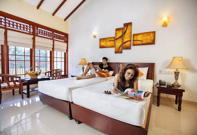 Superior room with lake view, Wet Water Resort