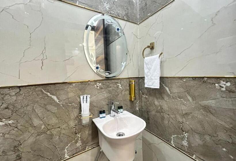 Deluxe Zimmer, Amritsar Paradise