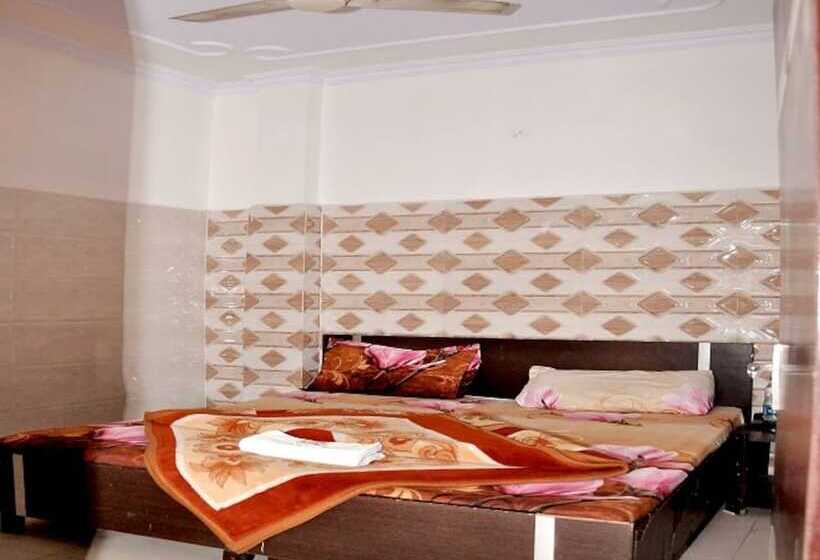 Deluxe Zimmer, Amritsar Paradise