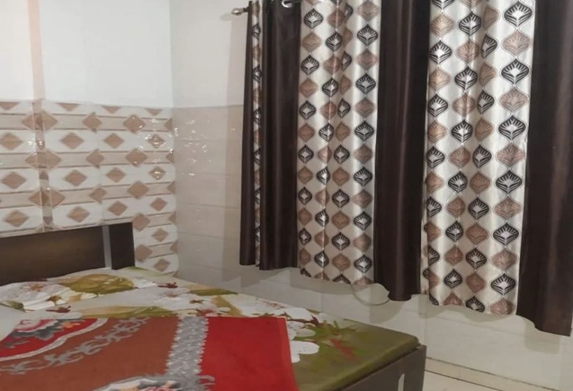 Deluxe Zimmer, Amritsar Paradise