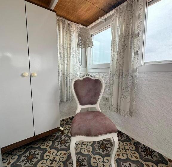 Camera Standard Vista Montagna, Monat Otel Hacimemis