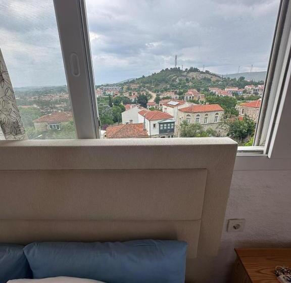 Camera Standard Vista Montagna, Monat Otel Hacimemis