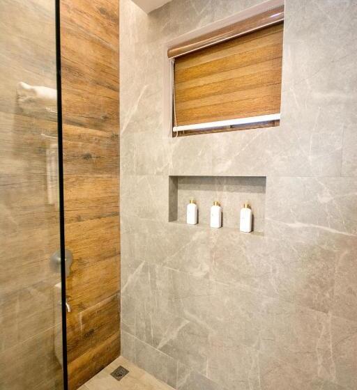 패밀리 스위트, Kaaya Resort North Boracay