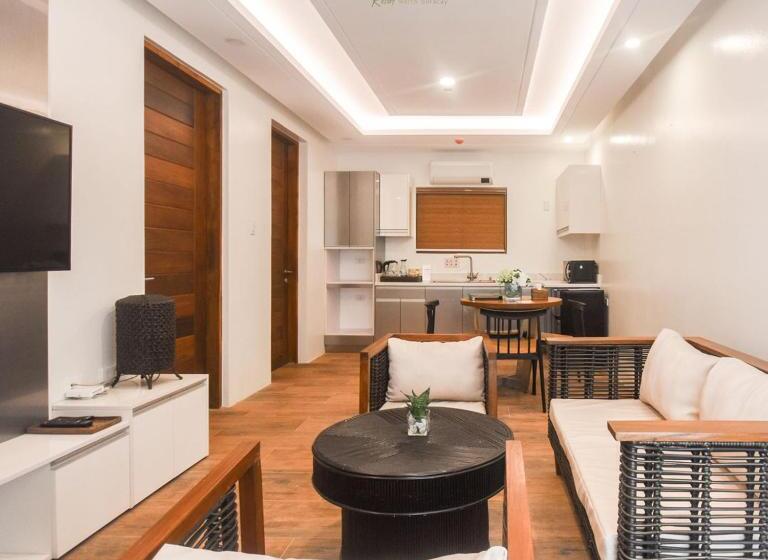 سوییت اجرایی, Kaaya Resort North Boracay