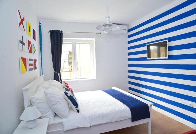 Номер Стандарт, Nautical Rooms In Old Part Of The Town