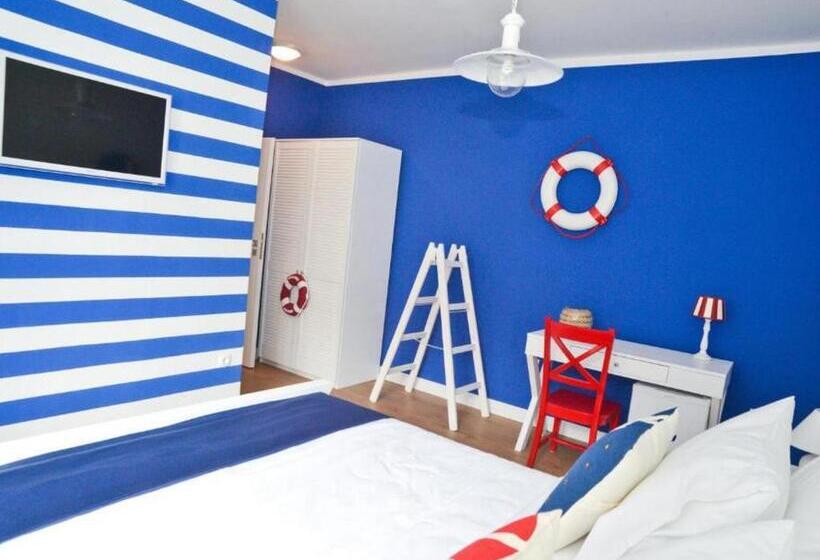 Номер Стандарт, Nautical Rooms In Old Part Of The Town