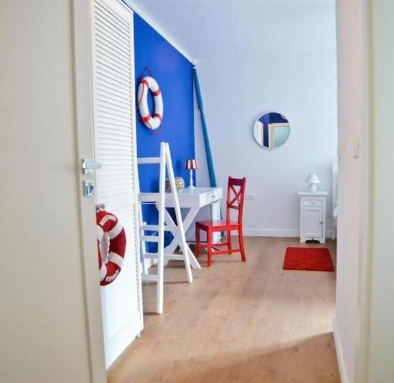 Номер Стандарт, Nautical Rooms In Old Part Of The Town