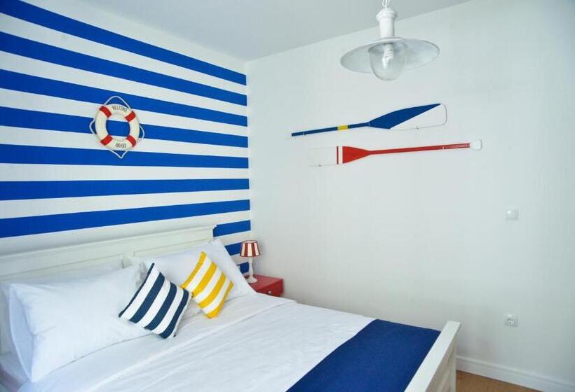 Номер Стандарт, Nautical Rooms In Old Part Of The Town