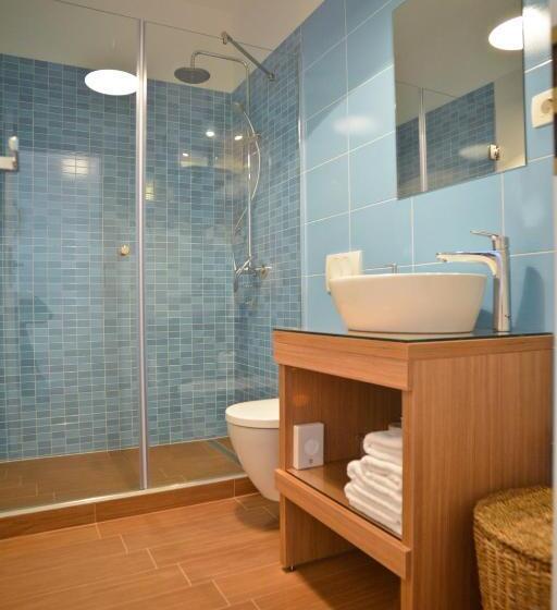 Номер Стандарт, Nautical Rooms In Old Part Of The Town