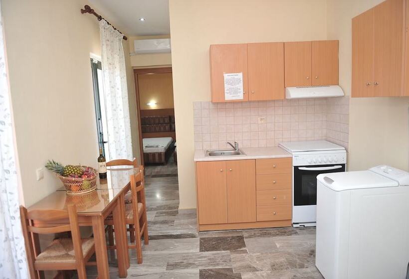 غرفة قياسية ثلاثية, Apartments Corfu Sun Sea Side