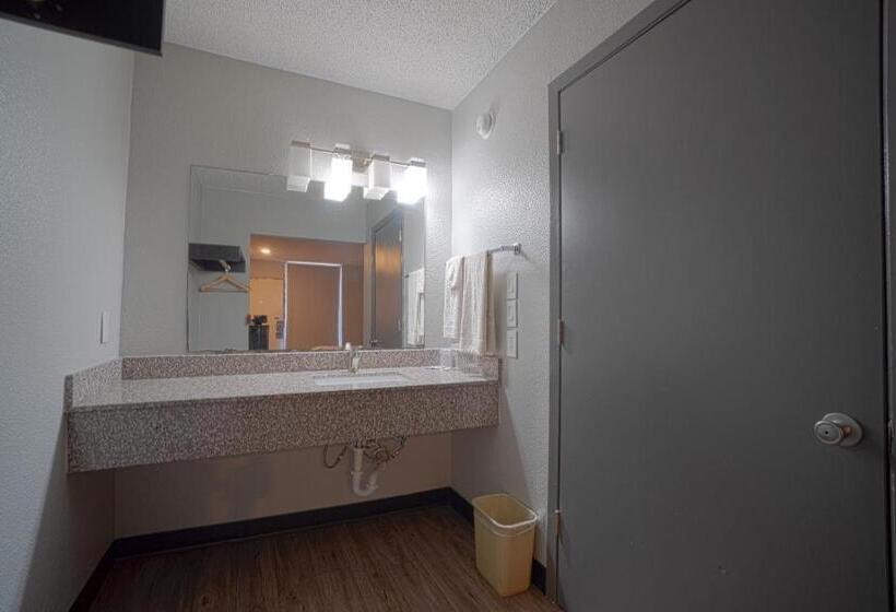 غرفة قياسية سرير كينج لذوى الإحتياجات الخاصة, Comfort Stay By Oyo Texarkana East, Ar I30