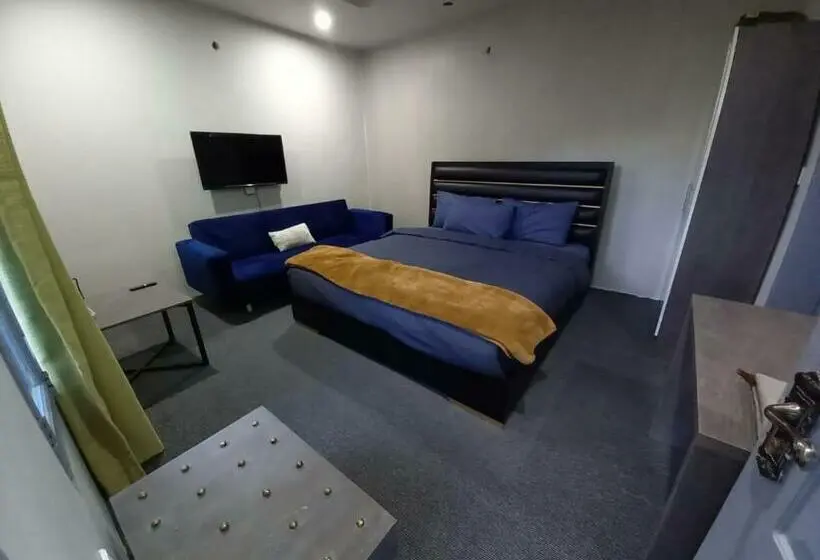 اتاق لوکس, Grapes Garden Resort Hunza