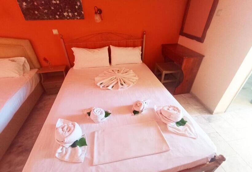 استودیو استاندارد با چشمانداز استخر, Eugenia