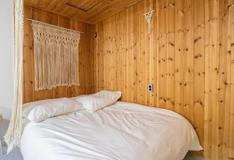 غرفة قياسية رباعية, Goseung Pasli House