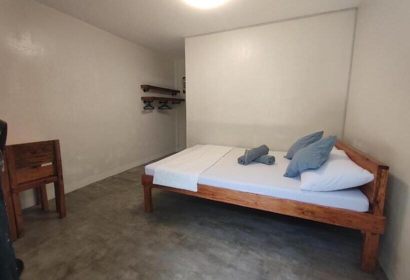 اتاق لوکس, Solana Siargao