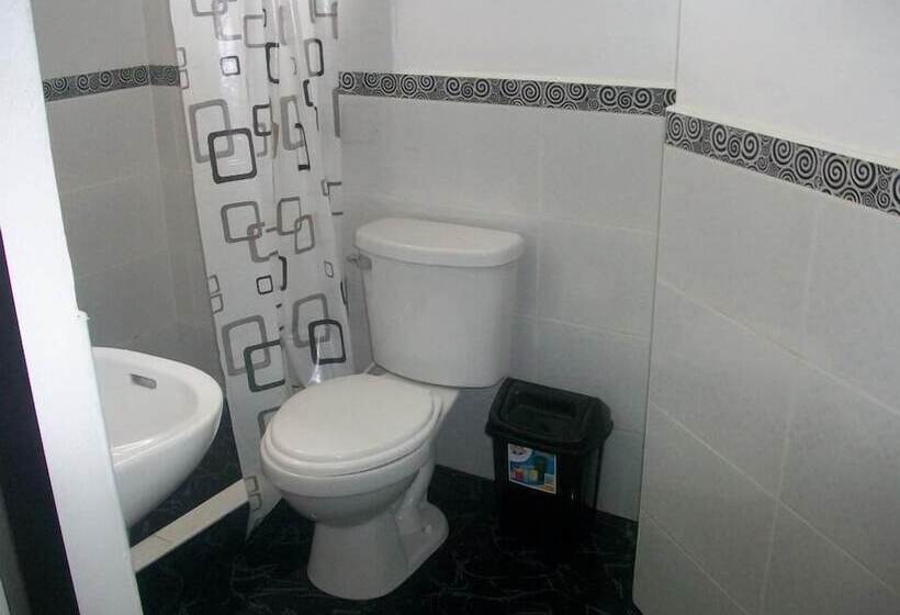 اتاق استاندارد یک نفره, Hostal Casa Blanca