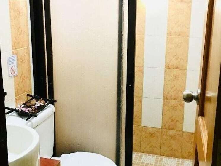 디럭스 스위트, Kamayan Sa Palaisdaan Hotel And Resort