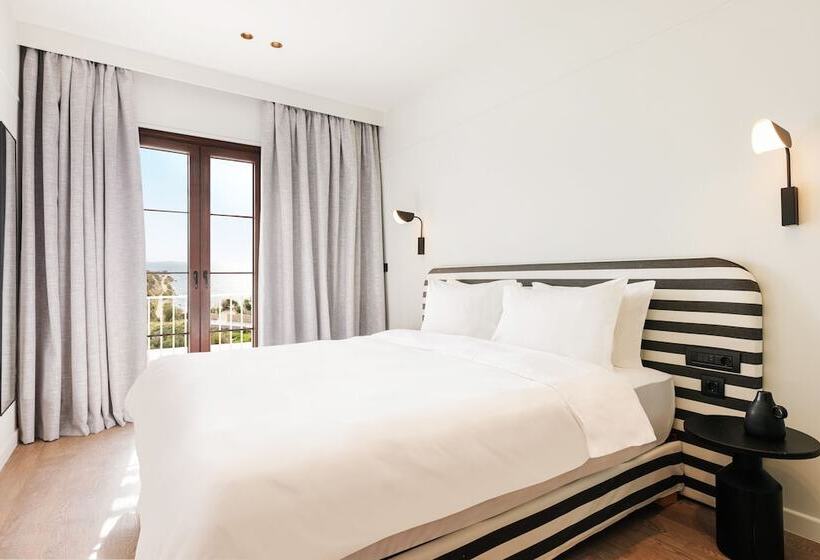 جناح جونيور مطلّ علي البحر, Doryssa Lithos