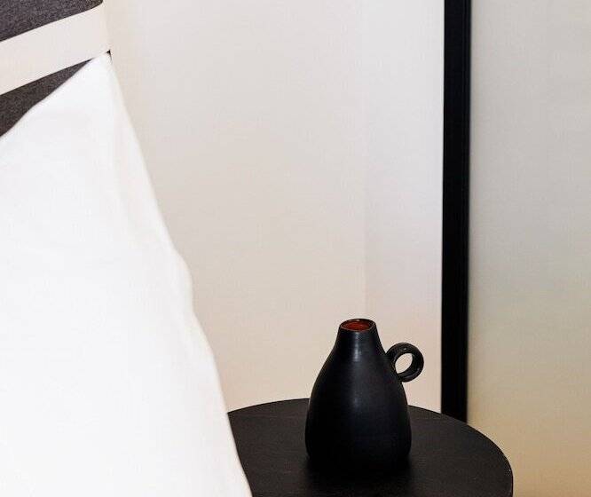 テラス付スイート, Doryssa Lithos