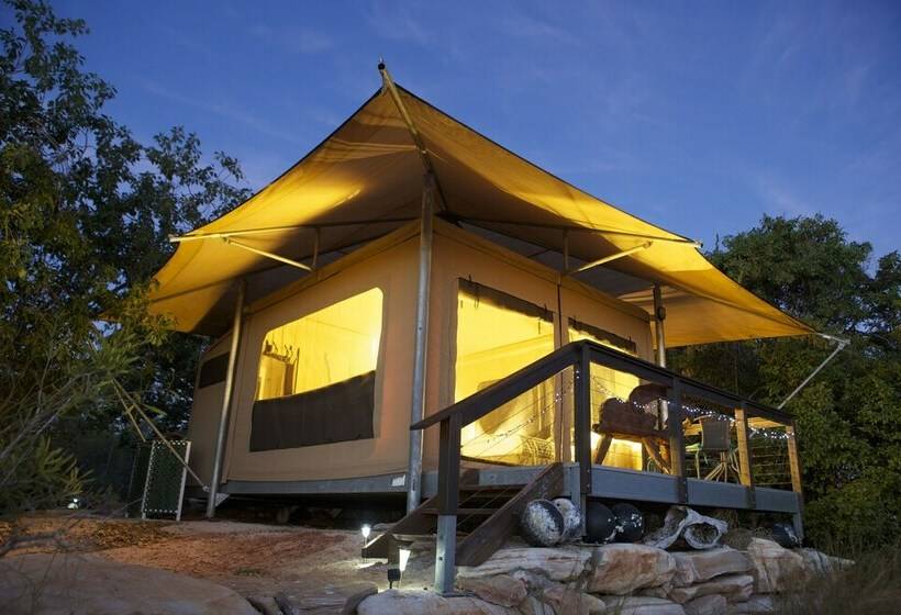 Standard Tent, Cygnet Bay Pearl Farm