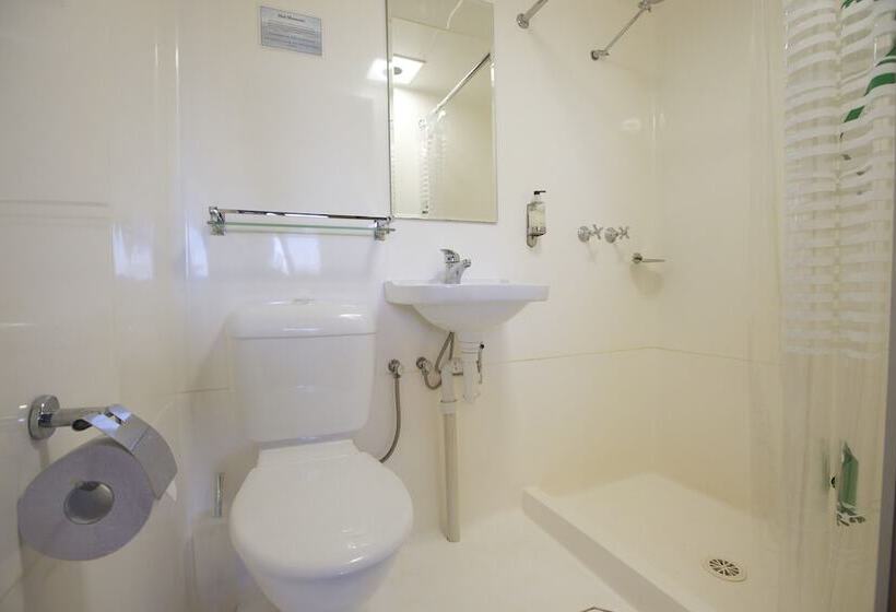 Standard Tent, Cygnet Bay Pearl Farm