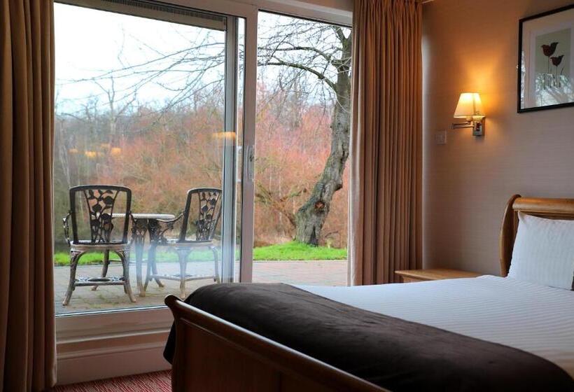 스위트, Inn On The Lake