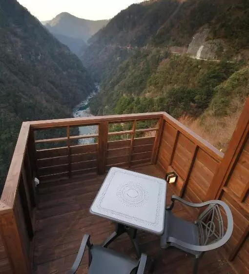 اتاق استاندارد با تراس, Iya Onsen