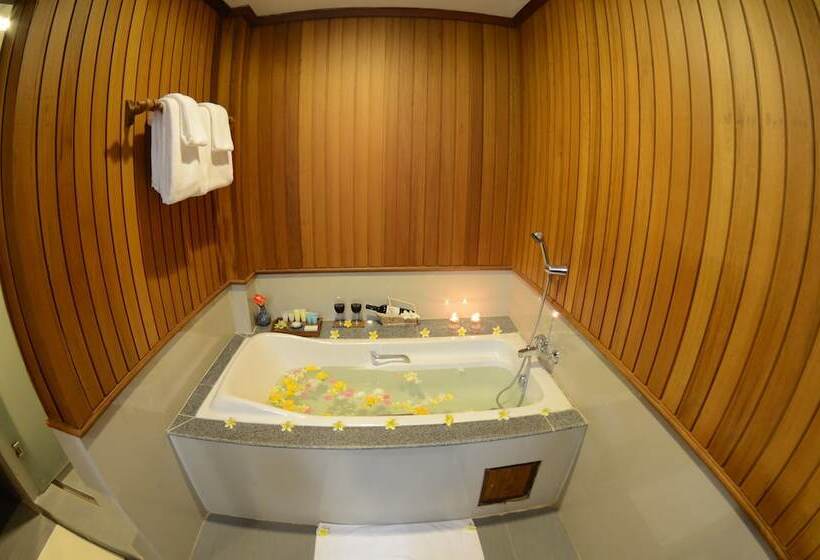 اتاق لوکس, Kma Naypyitaw