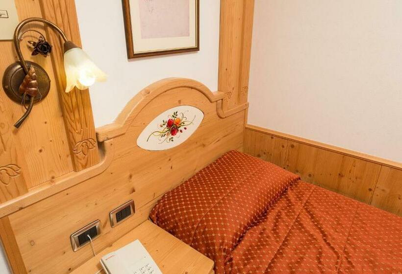 Индивидуальный Номер Классика, Lady Maria Hotel Wellness & Resort