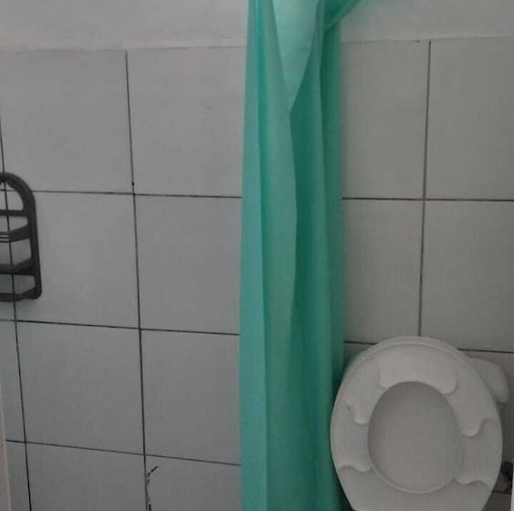 غرفة قياسية, Piazza Batel