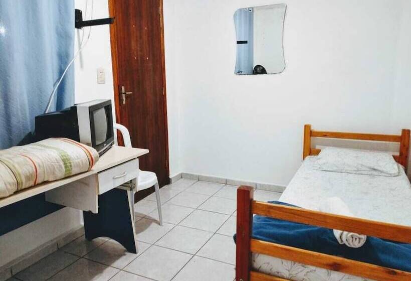 غرفة إقتصادية فردية, Piazza Batel