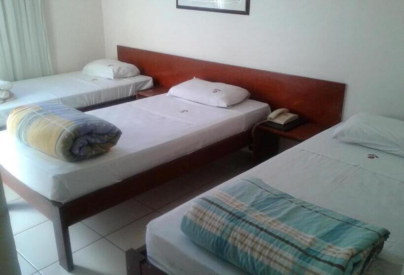 غرفة قياسية ثلاثية, Real Park