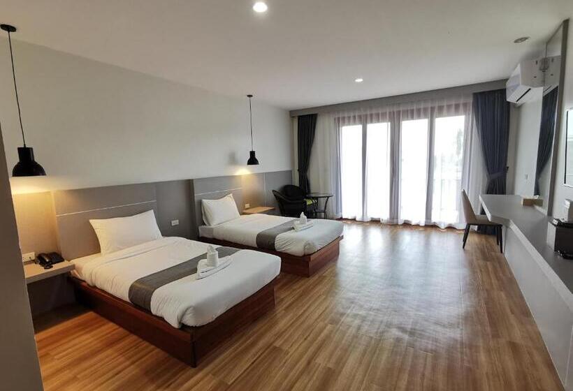Номер Superior, Nana Beach Hotel & Resort