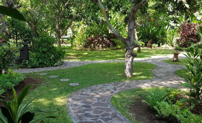 Номер Deluxe Вид на Сад, Mango Tree Inn