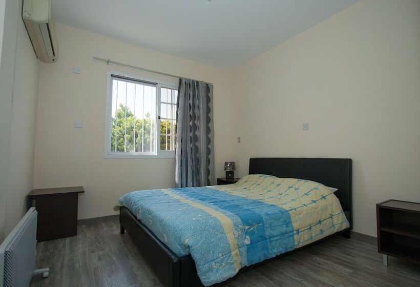 침실 2개 아파트, Santa Barbara Complex