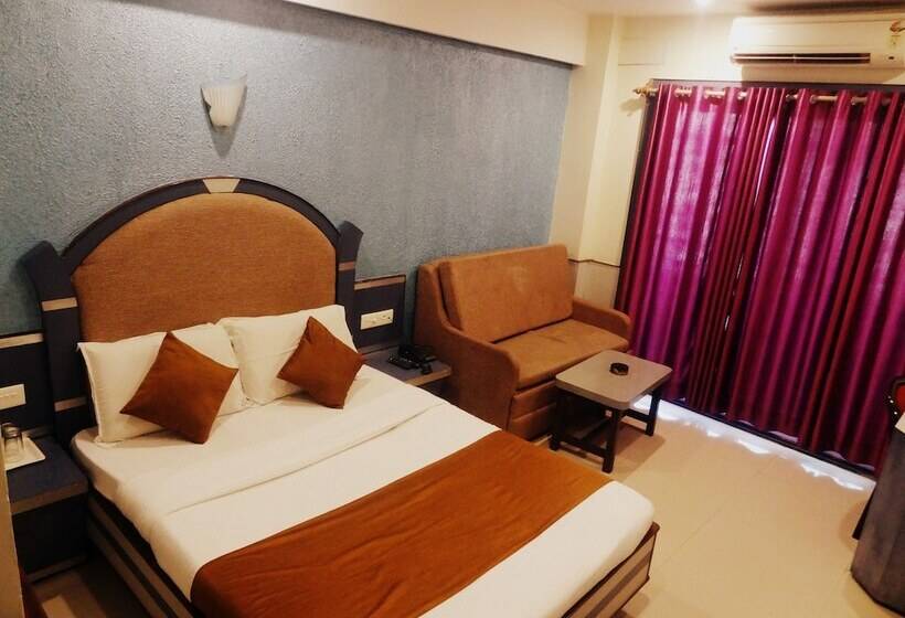 Номер Стандарт, Vishal Plaza