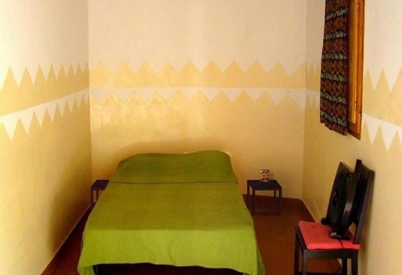 اتاق استاندارد سه نفره, Le Petit Quartier Chez Amanthia